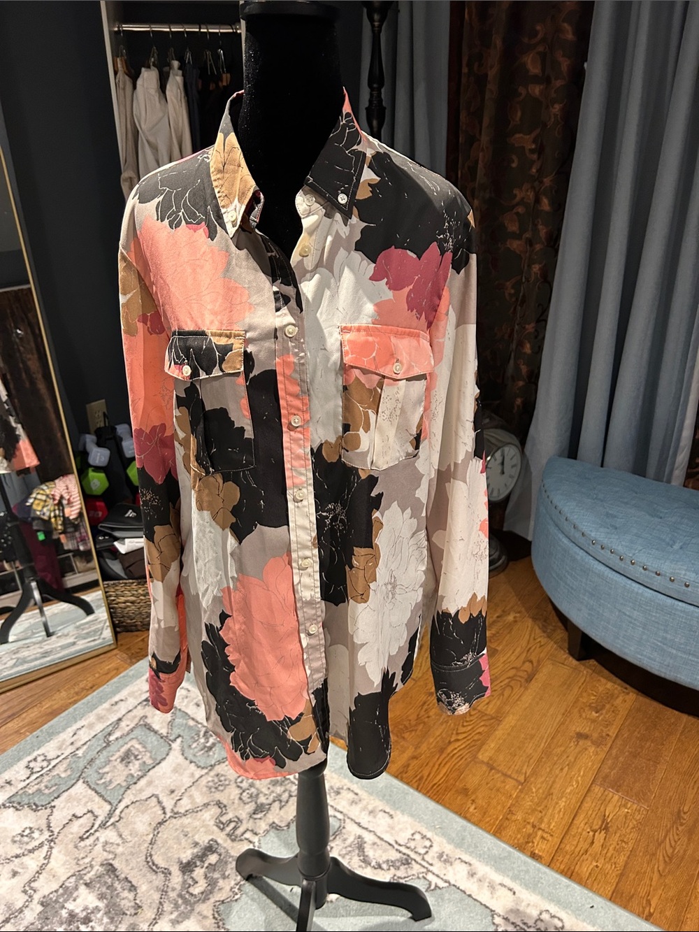 Banana Republic Floral Button-Front Blouse in Coral, Black & Cream